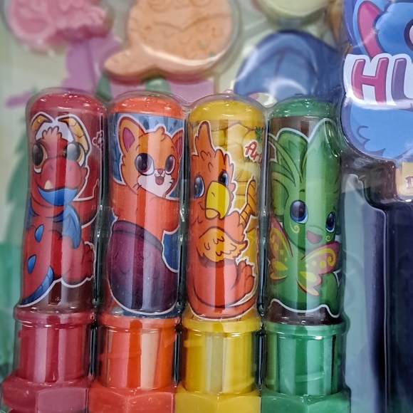 Sidewalk Chalk Set of 18 - Picture 3 of 10